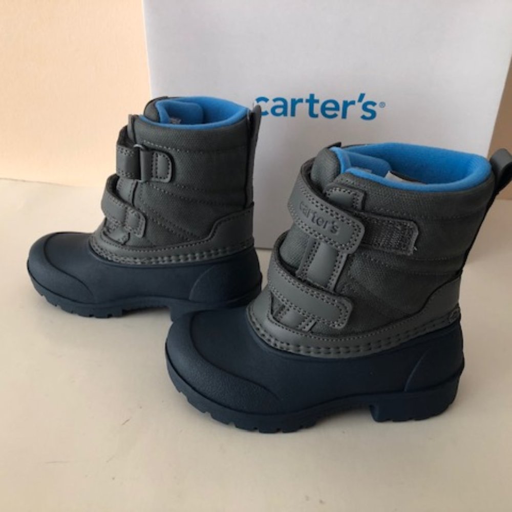 CARTERS Deltha Lug Sole Boot. Waterproof snow boot for boy or girl. Size: 7, 9 - Picture 9 of 11